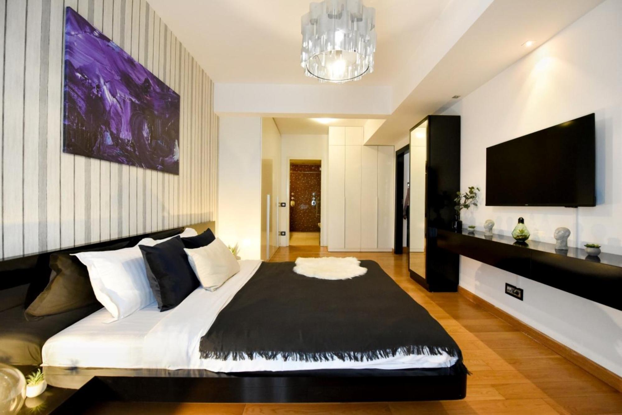 Wonderful Apartments In Prime North Location - Heaven For Extended Stays Bucharest Room photo